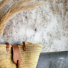 Load image into Gallery viewer, Classic Straw Basket