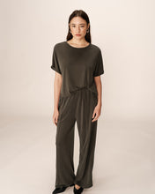 Load image into Gallery viewer, Grace & Mila Parma T Shirt - Kaki