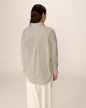 Load image into Gallery viewer, Grace & Mila Parsons Shirt - Striped Ecru