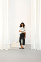 Load image into Gallery viewer, Kaffe Sakura Cropped Trousers - Black