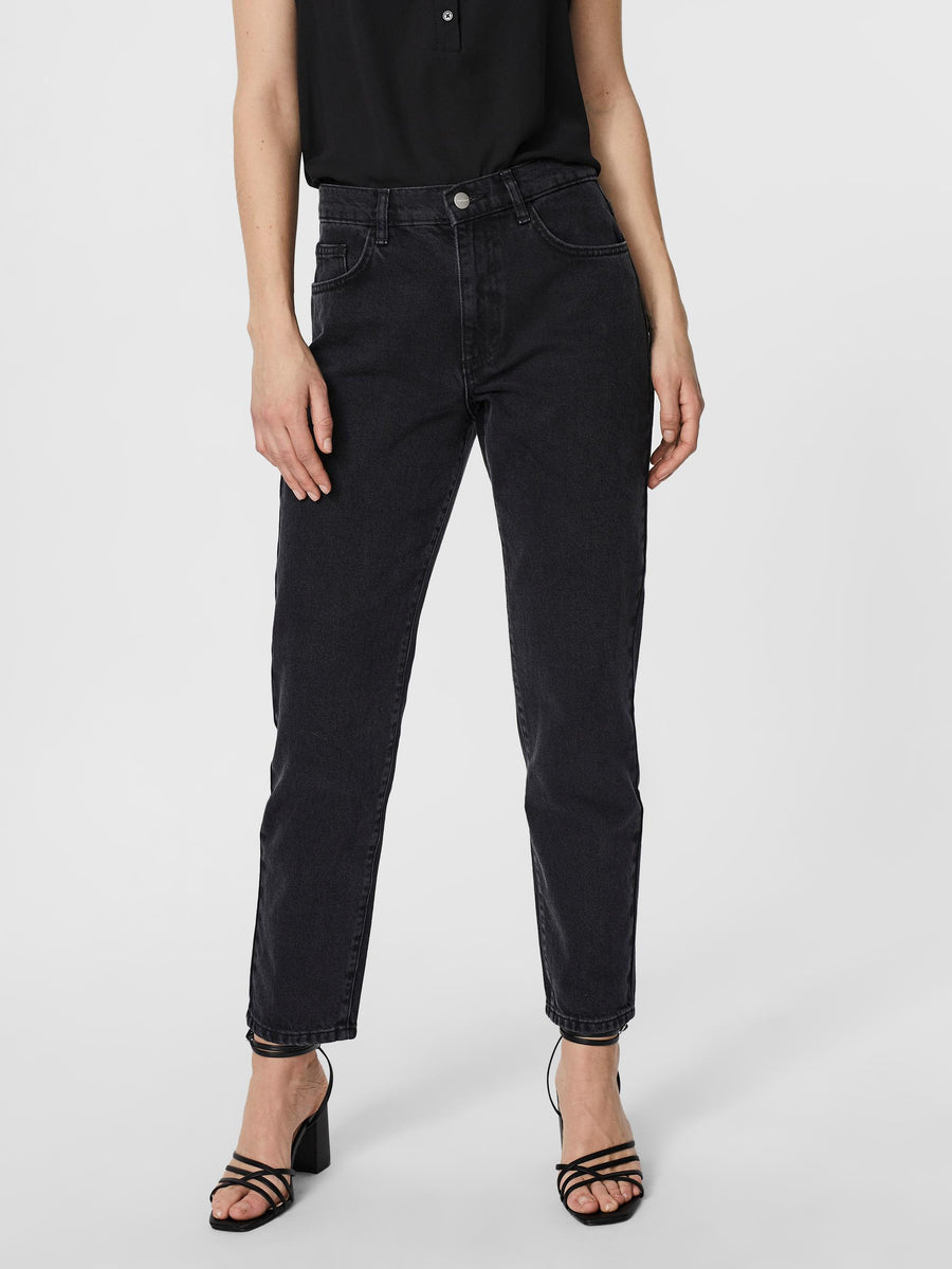 Vero moda hot sale pieces jeans