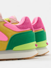 Load image into Gallery viewer, Hoff City Santa Marta Sneaker - Neon Pink