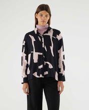 Load image into Gallery viewer, Compania Fantastica Abstract Block Print Shirt - Pink/Black