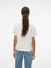 Load image into Gallery viewer, Vero Moda Mette Sigma Boxy T Shirt - White