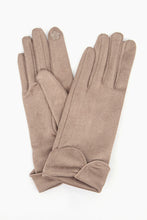 Load image into Gallery viewer, Fold Over Scalloped Gloves - Camel