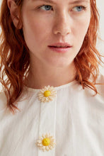 Load image into Gallery viewer, Compania Fantastică Flower Top - White