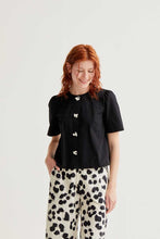 Load image into Gallery viewer, Compania Fantastică Heart Button Top - Black
