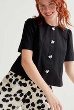 Load image into Gallery viewer, Compania Fantastică Heart Button Top - Black