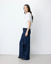 Load image into Gallery viewer, Grace &amp; Mila Anis Slogan T Shirt - Ivory