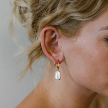 Load image into Gallery viewer, Mother of Pearl Pendant Earrings