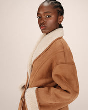 Load image into Gallery viewer, Grace &amp; Mila Swan Coat - Camel