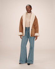 Load image into Gallery viewer, Grace &amp; Mila Swan Coat - Camel