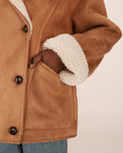 Load image into Gallery viewer, Grace &amp; Mila Swan Coat - Camel