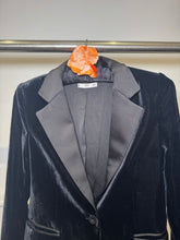 Load image into Gallery viewer, Velvet Blazer | Mango