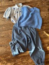 Load image into Gallery viewer, Marta Du Chateau Marlene Vest - Blue