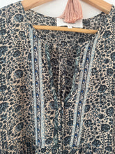 Load image into Gallery viewer, Boho Floral Print Top | Ba&amp;Sh