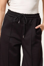Load image into Gallery viewer, Barrel Leg Jogger - Black