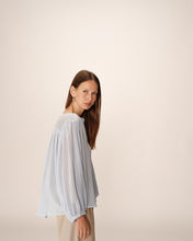 Load image into Gallery viewer, Grace &amp; Mila Poesie Blouse - Blue