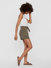 Load image into Gallery viewer, Vero Moda Mia Shorts - Bungee Cord