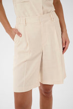 Load image into Gallery viewer, Kaffe Annetta Shorts - Feather