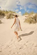 Load image into Gallery viewer, Kaffe Annetta Shorts - Feather