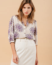 Load image into Gallery viewer, Grace &amp; Mila Manoline Blouse - Beige