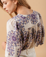 Load image into Gallery viewer, Grace &amp; Mila Manoline Blouse - Beige