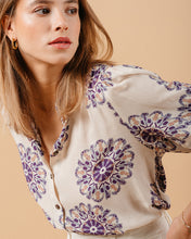 Load image into Gallery viewer, Grace &amp; Mila Manoline Blouse - Beige