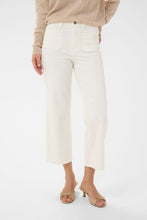 Load image into Gallery viewer, Kaffe Brook Cropped Jeans - Chalk White