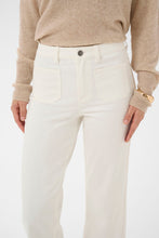 Load image into Gallery viewer, Kaffe Brook Cropped Jeans - Chalk White