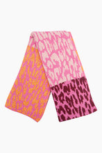Load image into Gallery viewer, Colour block Knit Scarf Pink Orange