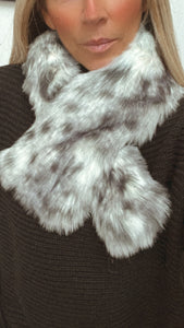 Faux Fur Tippet Scarf - Arctic Leopard