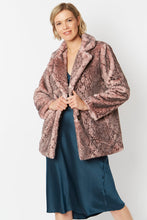Load image into Gallery viewer, Faux Fur - Snake Pink
