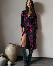 Load image into Gallery viewer, Grace &amp; Mila Dina Dress - Black