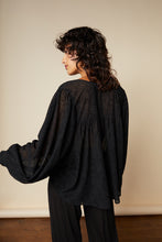Load image into Gallery viewer, Grace &amp; Mila Hinda Blouse - Noir