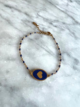 Load image into Gallery viewer, Oval Heart Bracelet - Navy