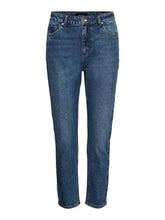 Load image into Gallery viewer, Vero Moda Brenda High Rise Straight Ankle Jean