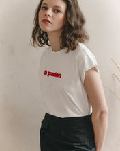 Load image into Gallery viewer, Grace &amp; Mila Jeanne T-Shirt - Rouge